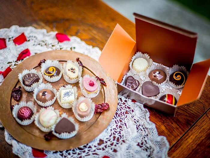 「本物」のチョコレートだけが持つ健康効果！～偽物チョコに騙されないで～