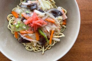 冬は特に必需品の生姜スープで作る☆餡かけ焼きそばのタイトル画像